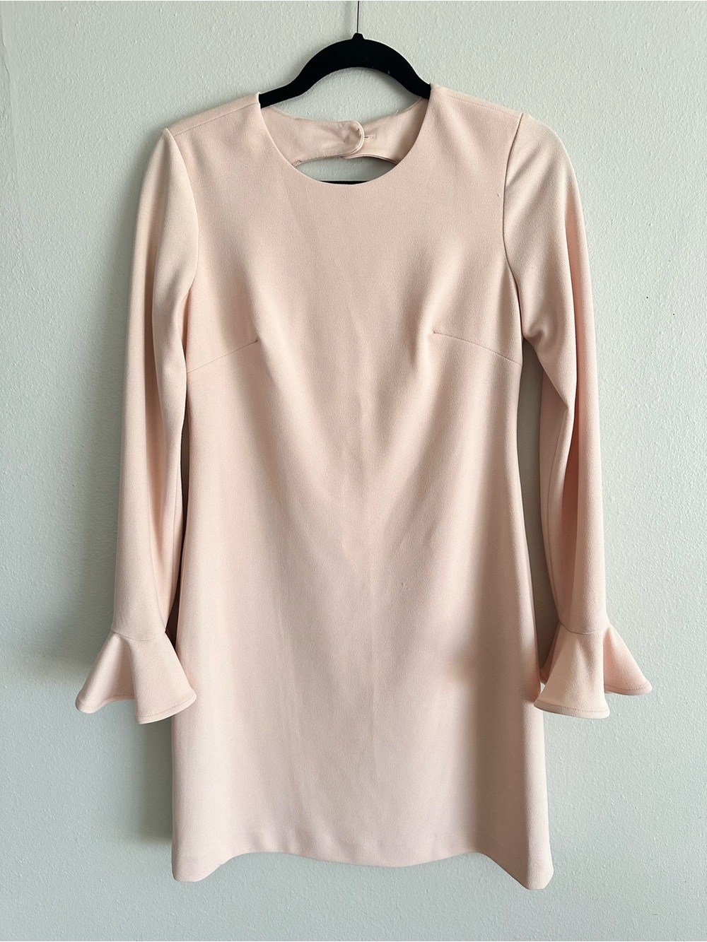 Calvin Klein Pale Pink Solid Knit Sheath Dress CutOut Round Neck Flared LS Zip 4